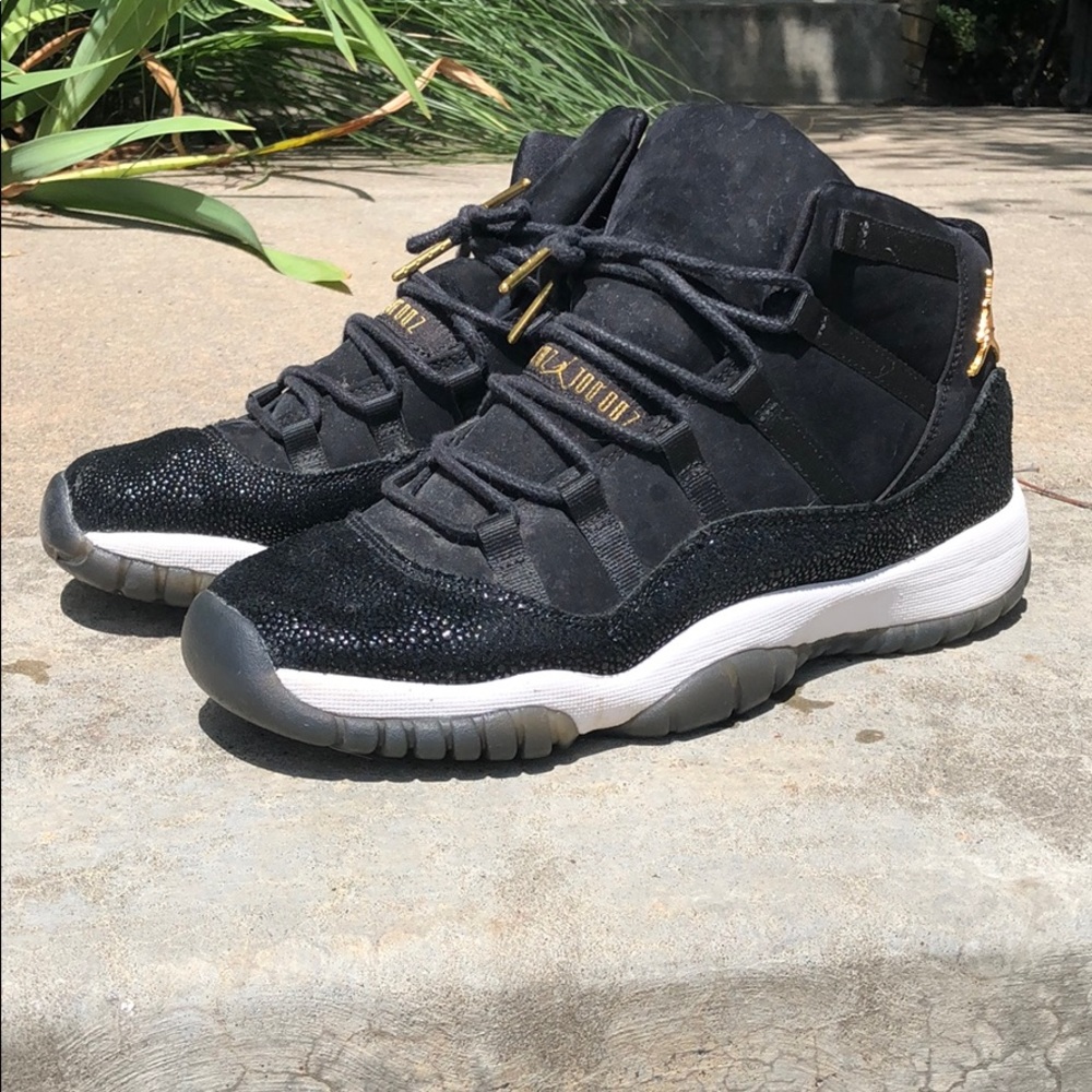Air Jordan Retro GS “ Heiress Black Stingray “ 11